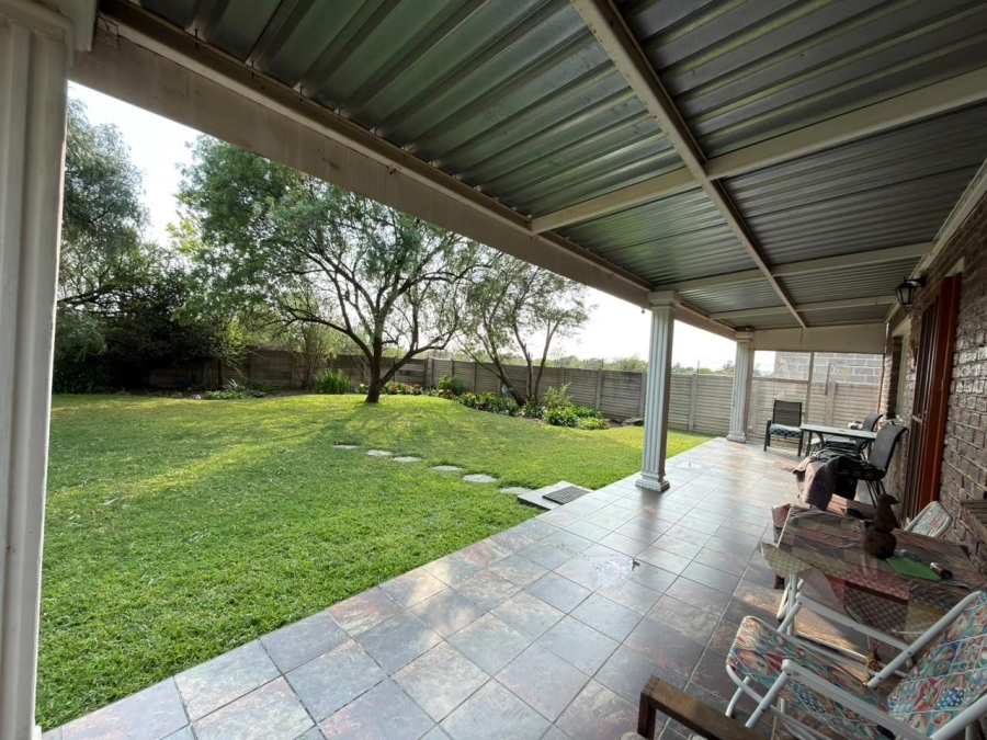 5 Bedroom Property for Sale in Riebeeckstad Free State
